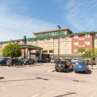 萨斯卡通桑德曼酒店，位于萨斯卡通迪芬贝克机场 - YXE附近的酒店