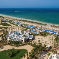 Hotel Riu Karamboa - Adults Only - All Inclusive，位于Rabil阿里斯蒂德·佩雷拉国际机场 - BVC附近的酒店
