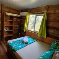 Hiva oa chalets，位于AtuonaHiva Oa - AUQ附近的酒店