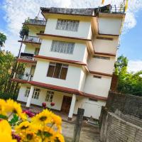 Tenzing Hillary Pinasha Homestay，位于UttareySuketar Airport - TPJ附近的酒店