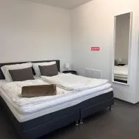Ferienzimmer Frank, Self-Check-in nach 21Uhr，位于Niederalteich的酒店
