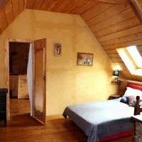Les Gîtes du Couvent, Bretagne,位于Camlez的酒店