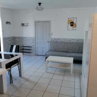 Appartement 29 B - Mailly-le-camp，位于Mailly-le-Camp瓦特里机场 - XCR附近的酒店