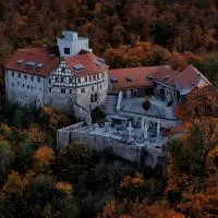 Burghotel Scharfenstein,位于Leinefelde的酒店