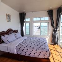 แพ The RAFT Chanthaburi，位于尖竹汶Trat Airport - TDX附近的酒店