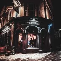 The Veteran Hotel & Bar，位于赖德的酒店