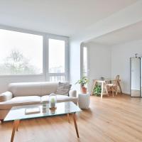 Stunning 1BR flat on the Bois Blancs district，位于里尔Bois Blancs的酒店