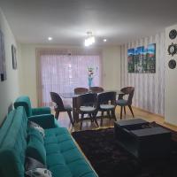 Acogedor Departamento con una hermosa vista a la Ciudad，位于苏克雷胡安阿苏杜伊德帕迪拉国际机场 - SRE附近的酒店
