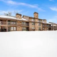 Wolf Creek Lodge Condo in Eden, UT - Relaxing Mountain Retreat，位于Eden的酒店