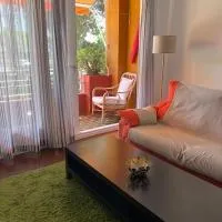 Cozy apartment close to the beach for 2 persons，位于加瓦的酒店