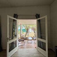 La Villa du Voyageur，位于圣丹尼斯罗兰加洛斯国际机场 - RUN附近的酒店