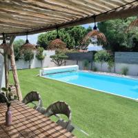 Belle villa contemporaine climatisee, piscine privee, 6 - 8 couchages, 3 chambres, wifi, à 3 km de la plage -LXDALI25B，位于波尔蒂拉盖毕子尔阿格德机场 - BZR附近的酒店