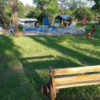 Los Lapachos Lodge，位于Puerto Libertad卡塔拉塔斯德尔伊瓜苏国际机场 - IGR附近的酒店