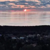 Belle View Hotel - Sea View & Sunset，位于Mánganos的酒店