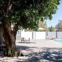 Joas Sanctuary Bed and Breakfast，位于温特和克埃罗斯机场 - ERS附近的酒店