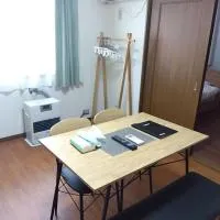 メゾンジョイ久須志#101，位于Asahimachi青森机场 - AOJ附近的酒店