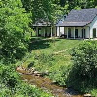 Life's Good Creek Side Retreat,位于布里瓦德的酒店