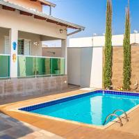 Casa c/4 quartos e Piscina - Excelente localização，位于卡达斯诺瓦斯卡尔迪斯机场 - CLV附近的酒店