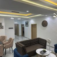 Luxury 3 bedroom Apartment in Surulere，位于Surulere的酒店