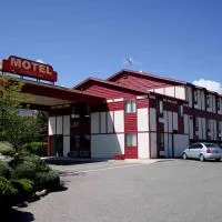 Northgate Inn Motel，位于查里斯的酒店
