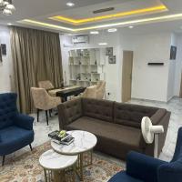 Luxury 3 bedroom Apartment in Surulere，位于拉各斯的酒店