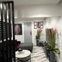 Stylish Studio with Pool, garden and BBQ，位于阿克拉Cantonments的酒店