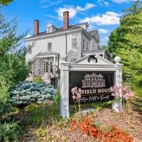 The Pasfield House，位于斯普林菲尔德首都机场 - SPI附近的酒店