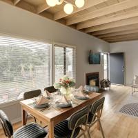 3956 La Casa de Estrella Marie home，位于Del Rey OaksMonterey Peninsula Airport - MRY附近的酒店