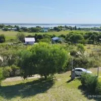 CASA QUINTA CON ESPECTACULAR VISTA Al RÍO，位于General Alvear的酒店