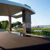 Fairfield Inn & Suites by Marriott Detroit Lakes,位于底特律莱克斯的酒店