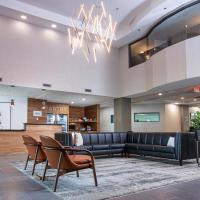 Four Points by Sheraton Appleton，位于阿普尔顿阿普雷顿机场 - ATW附近的酒店