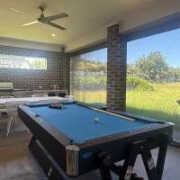 Family-Friendly Gorgeous Farm House TF1952，位于Dixons Creek的酒店
