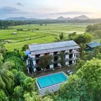 Infinity Nature Resort，位于卡特勒格默的酒店