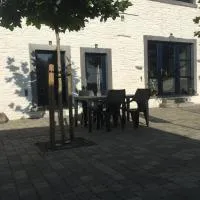 Les Pierrots，位于La Mouline的酒店