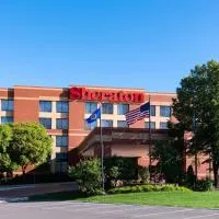 Sheraton Minneapolis West Hotel,位于明尼通卡的酒店
