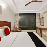 Capital O Elegant Amethyst Business Hotel Near Ragigudda Sri Prasanna Anjaneyaswamy Temple，位于班加罗尔Jayanagar的酒店