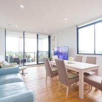 KozyGuru Ryde 2Bed Skyline and Harbour Bridge View，位于悉尼Ryde的酒店