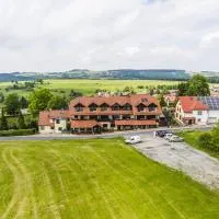 Berggasthof & Hotel Kranich,位于Eisfeld的酒店