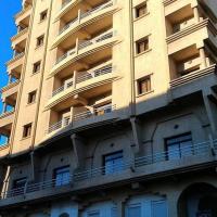 MAJESTIC Hotel Annaba，位于安纳巴Rabah Bitat - AAE附近的酒店