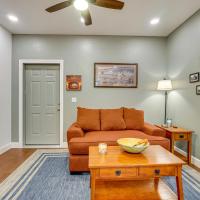 Walking Trail On-Site Tranquil Klamath Falls Apt!，位于克拉马斯福尔斯克拉马斯福尔斯机场 - LMT附近的酒店