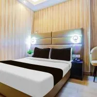 Super Hotel O Vivekanand Marg，位于Prayagraj的酒店