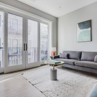 Blueground East Boston AC balcony nr park BOS-1129，位于波士顿洛根国际机场 - BOS附近的酒店