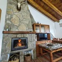 Casas Rurales Cuatro Valles，位于Naredo de Fenar的酒店