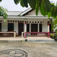 Traveller Homestay，位于Narmada的酒店