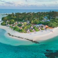 The MAVERICK SURF AND DIVE BOUTIQUE HOTEL - Book 10 Nights and get 1 Free Night - Free Speed Boat Service - Kids Stay Free，位于拉穆环礁Thimarafushi Airport - TMF附近的酒店
