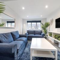 2 Double Bed apartment 4 guests，位于弗利特布莱克布什机场 - BBS附近的酒店