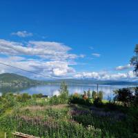 Cabin with lovely view，位于Lakså哈尔斯塔纳尔维克机场 - EVE附近的酒店