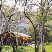 Turon Gates Wilderness Retreat - Lodges, Log Cabins and Glamping near the Blue Mountains，位于Capertee的酒店