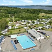 First Camp Frigård Camping & Cottages,位于库拉萨的酒店