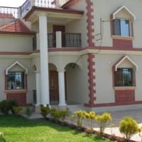 Paradise Estate in Gambia，位于Old Yundum班珠尔国际机场 - BJL附近的酒店
